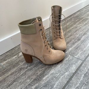 Timberland heeled boots 7.5